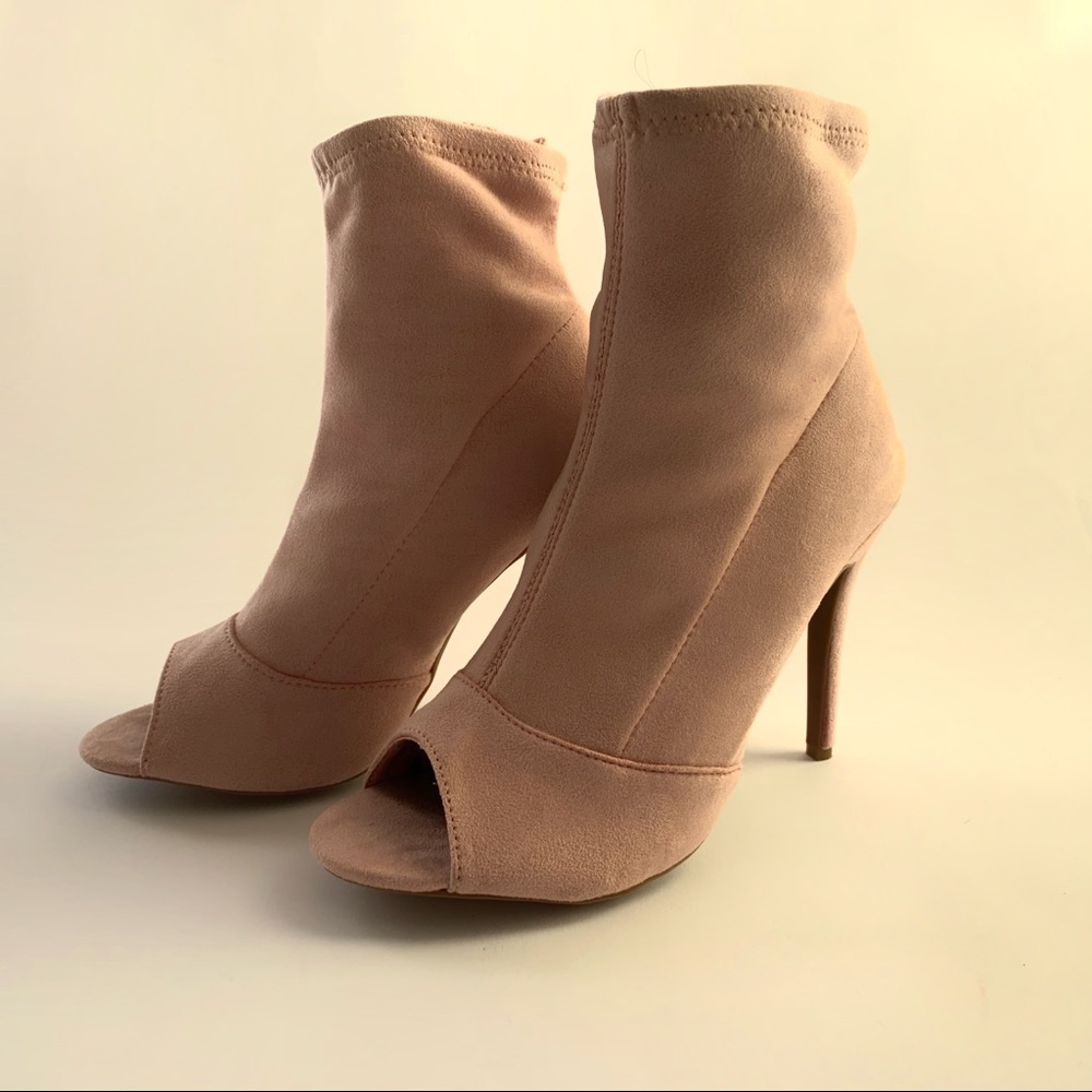 Women’s open toe ankle booties-light pink